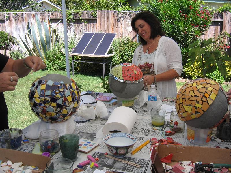 Students working on Garden Spheres
