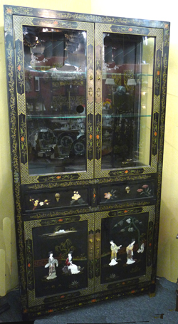 Chinese Cabinet