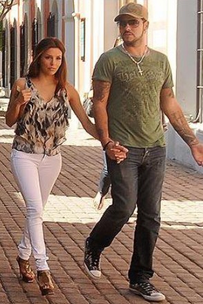 Eva Longoria and boyfriend in Mazatlan