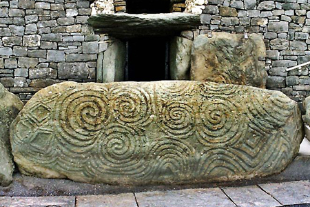 Newgrange, Goddess Stone, Goddes Tour