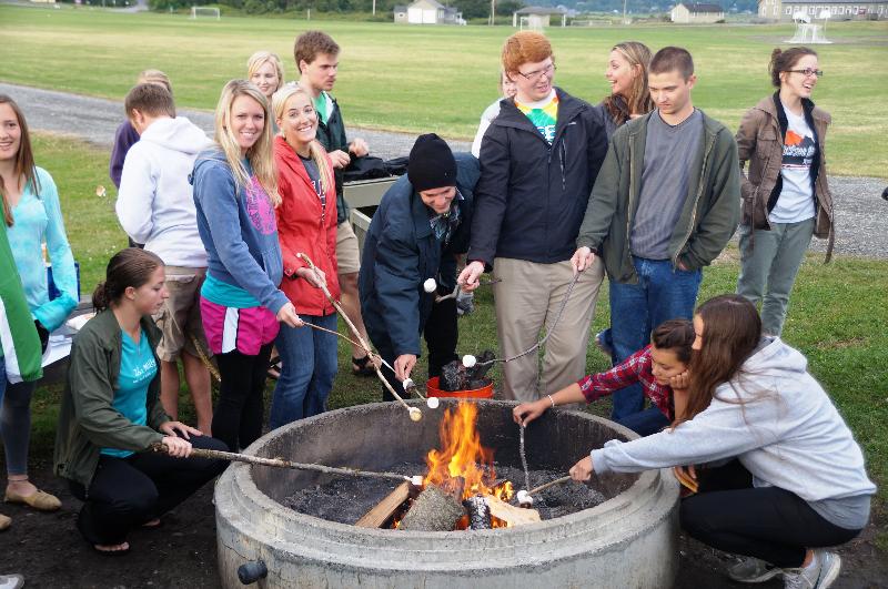 2012 students campfire