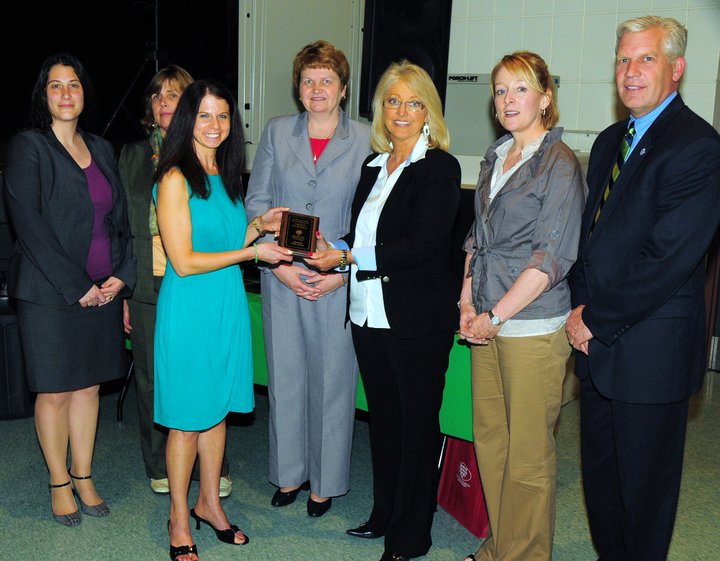 Mansfield Public Schools Receives Green Difference Award