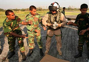 Marines deliever relief aid to bangledesh