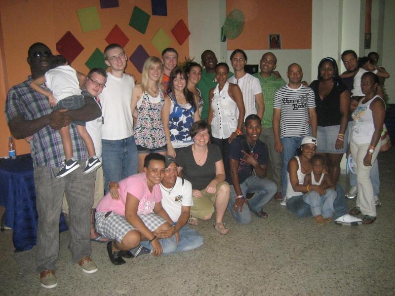 DR Mission Team 2011 members with ICM Santo Domingo members for Pride