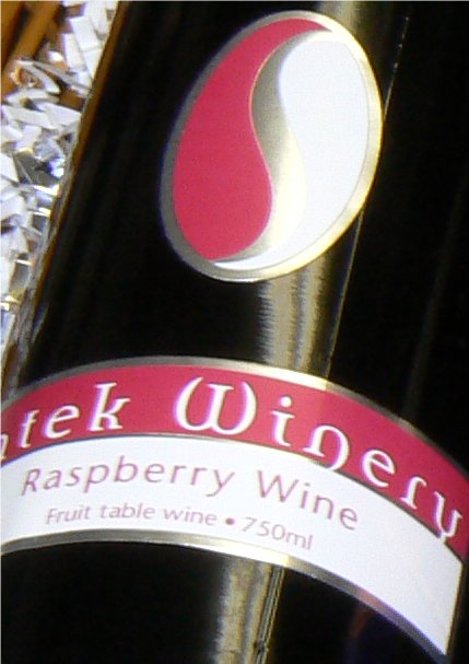 Raspberry wine