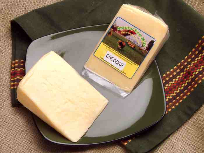 mild cheddar cheese