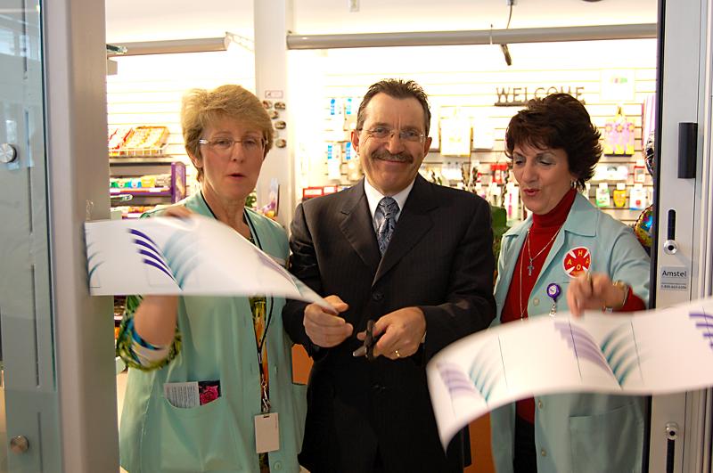 Auxiliary Gift Shop opens