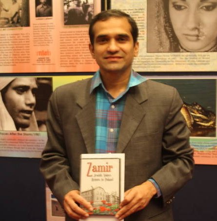 National Film Archive of India Director Holds Zamir DVD