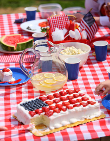 4th of July Table Setting 