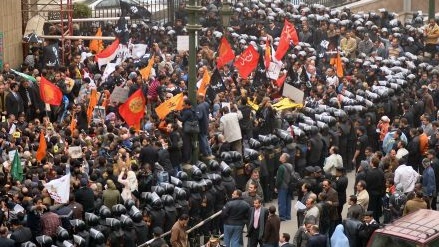 Hundreds demonstrate against election fraud in Cairo