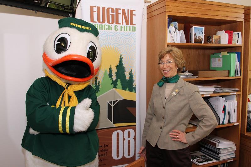 UO Duck at capitol