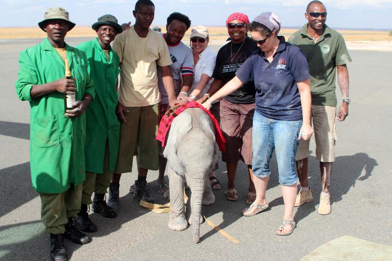 Lemoyian with his rescuers