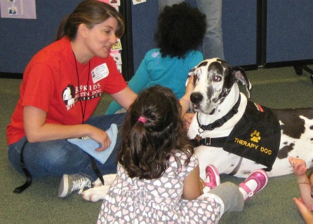 Therapy dog and kids