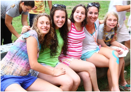 MINIs and Amitzim Campers