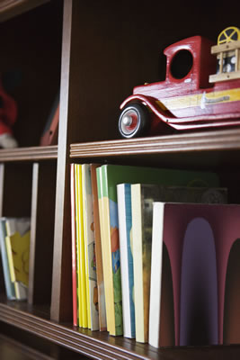 childrens-bookshelf.jpg