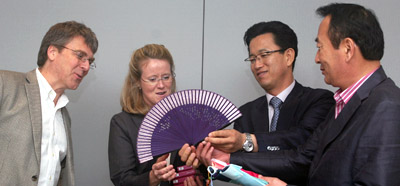 Korean delegation 2013