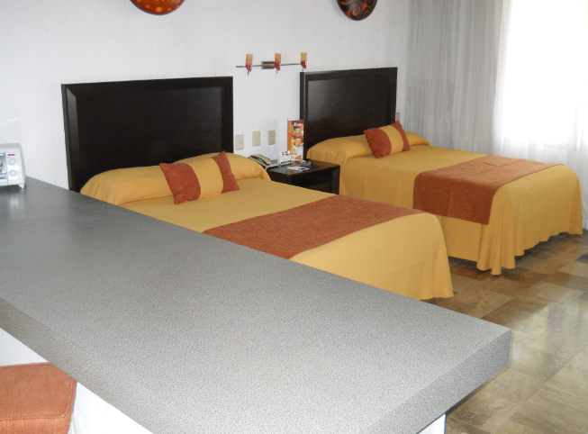 El Cid Granada guestroom