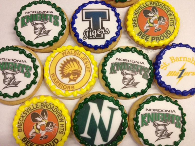 high school logo cookies
