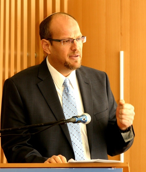 Rabbi Tzvi Graetz